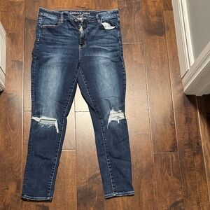 American Eagle Outfitters Women's Distressed Dark Blue Skinny Jeans